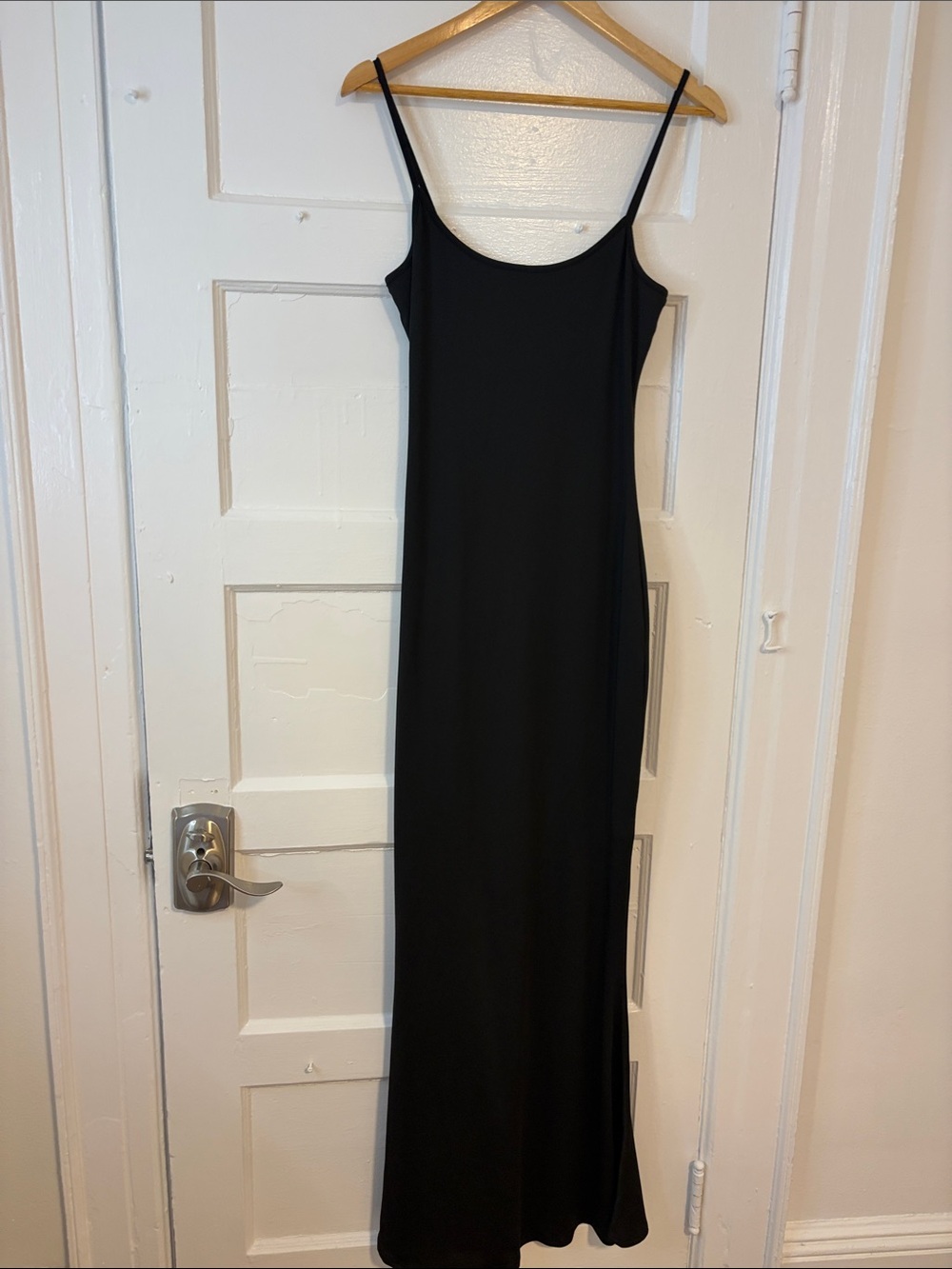 Sleek Black Maxi Slip Dress with Thin Straps